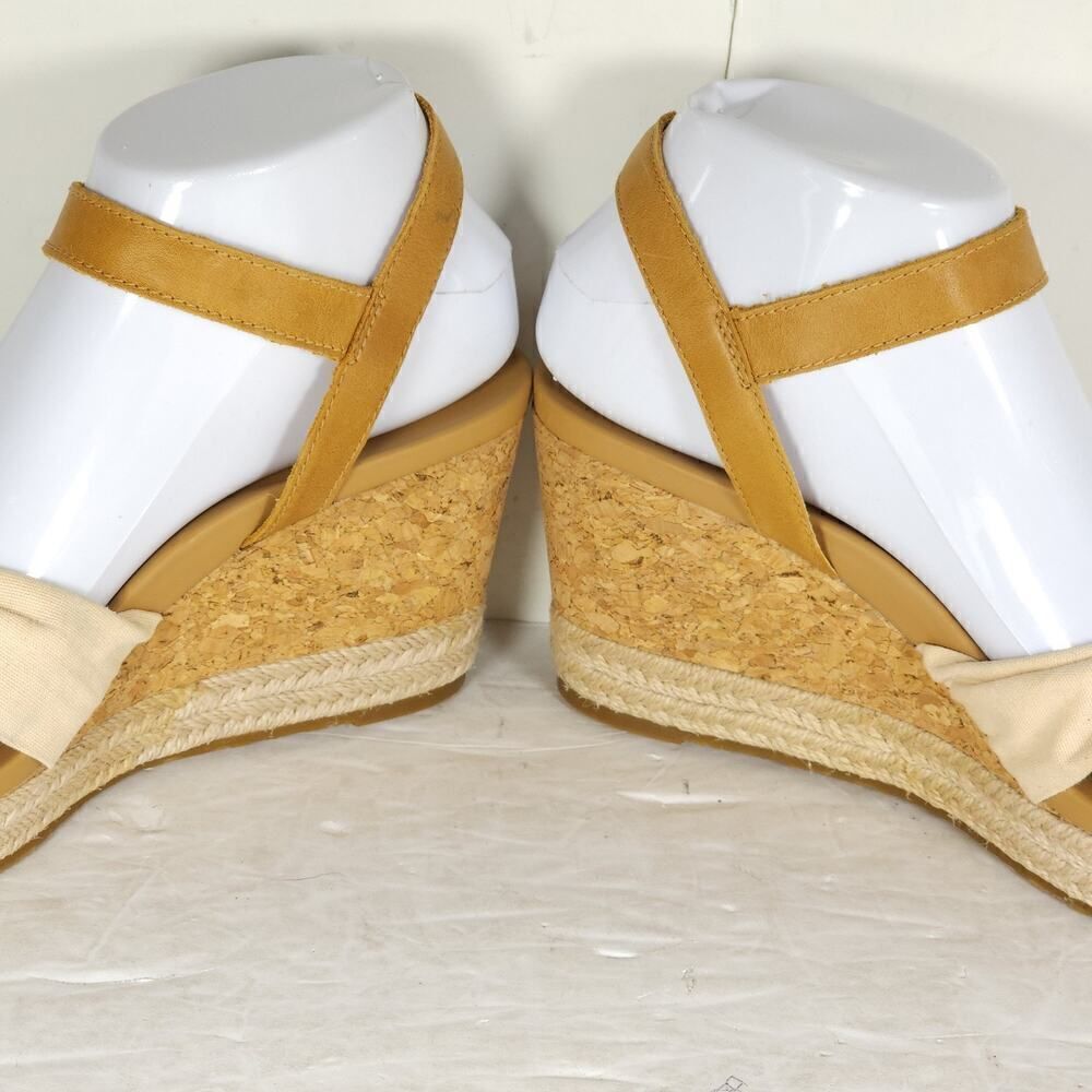 UGG Women's Joslyn US8,5 Canvas Leather Beige Espadrille Wedge Sandals - Picture 16 of 16